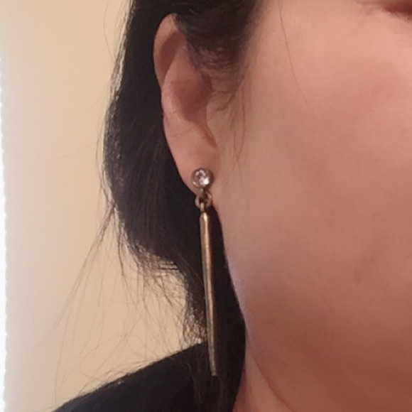 Earring - Picture 4 of 4